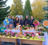 Халықаралық қарттар күніне орай ұйымдастырылған жәрмеңке